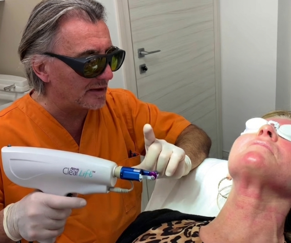 Laser Clear Lift per il viso: indicazioni cliniche e meccanismo d’azione